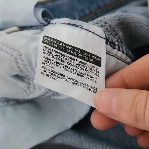 Levi's 711 skinny with button details women's size 28 - Picture 9 of 10